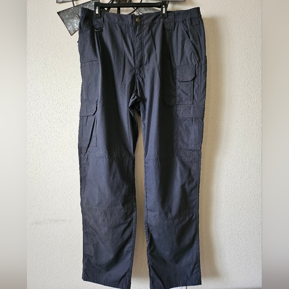 5.11 Tactical Series Cargo Gray Pants Mens 40x36 Gray RN 109614 CA04719.